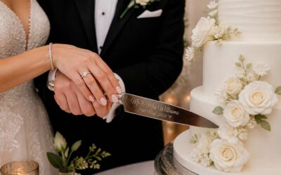 Find your wedding cake knife personalised for a memorable cut.